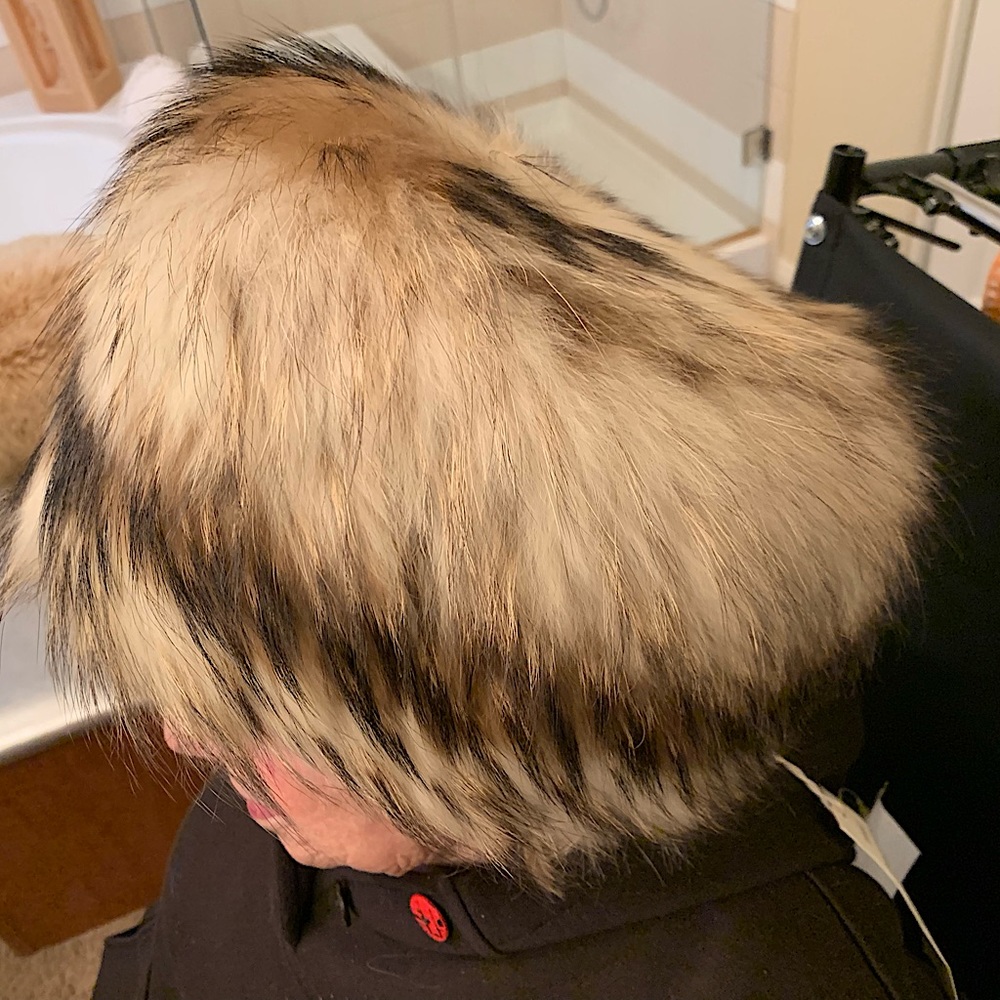 CASSIN NEW YORK  Raccoon Real Fur Bolshevik Hat